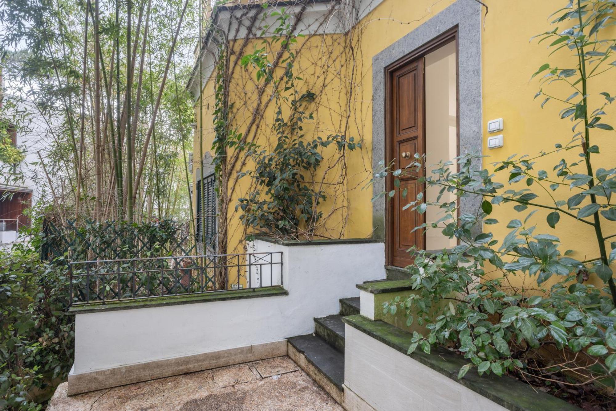The Poolside House - New 2 Bedroom With Terrace Rom